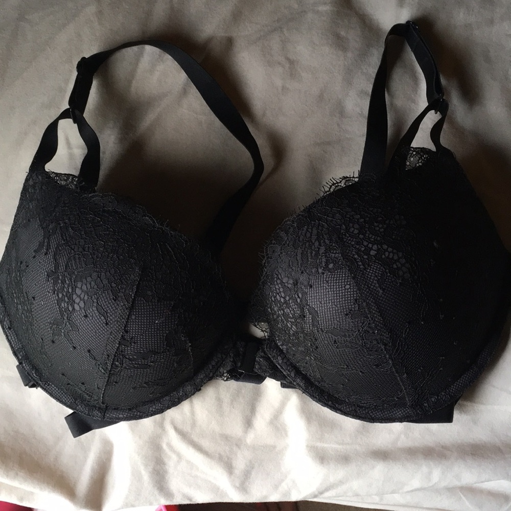 Victoria’s Secret Lace Strappy Push-up